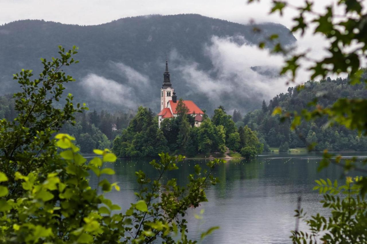 Apartment In The Heart Of Bled With Views Exterior foto